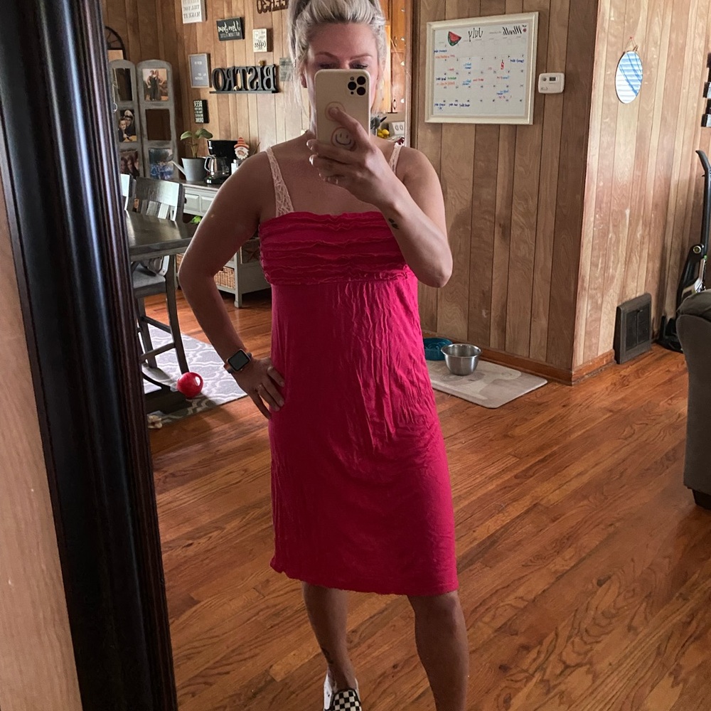 Strapless dress.